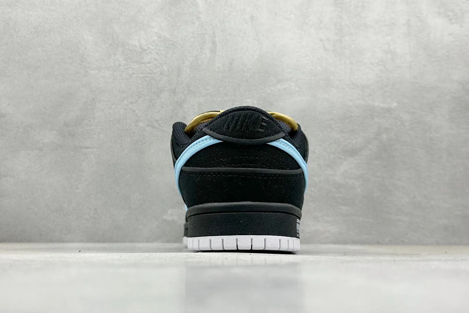 Nike SB Dunk Low Black Red Blue Canvas – Replica Nikes & Rep Shoes WrinkleFree 1569