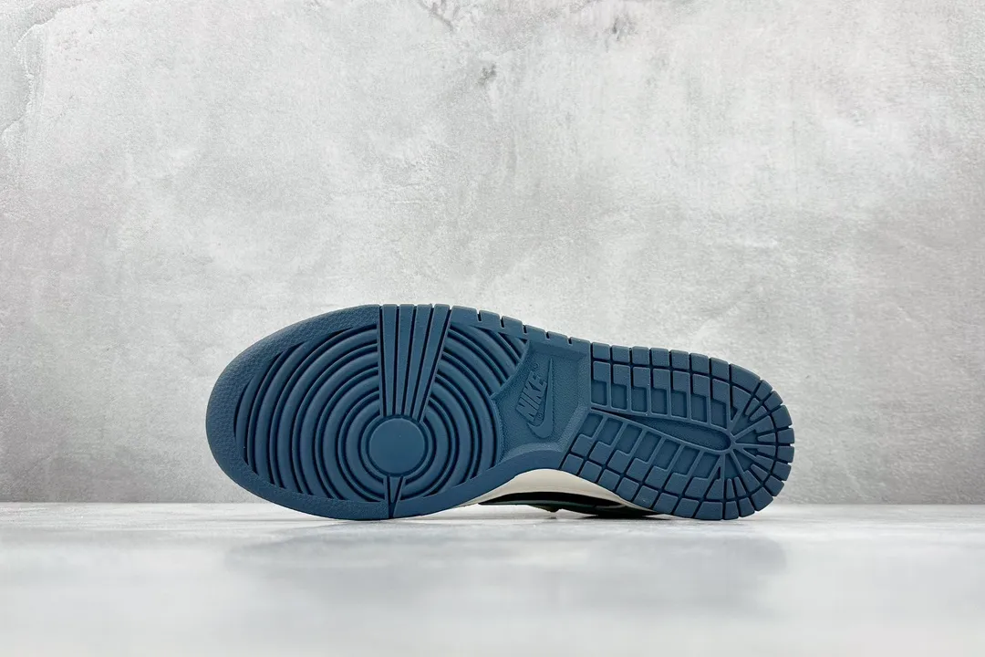 Nike SB Dunk Low Blue Danube Puppets –  Replica Nikes & Rep Shoes SmartChoice 1539