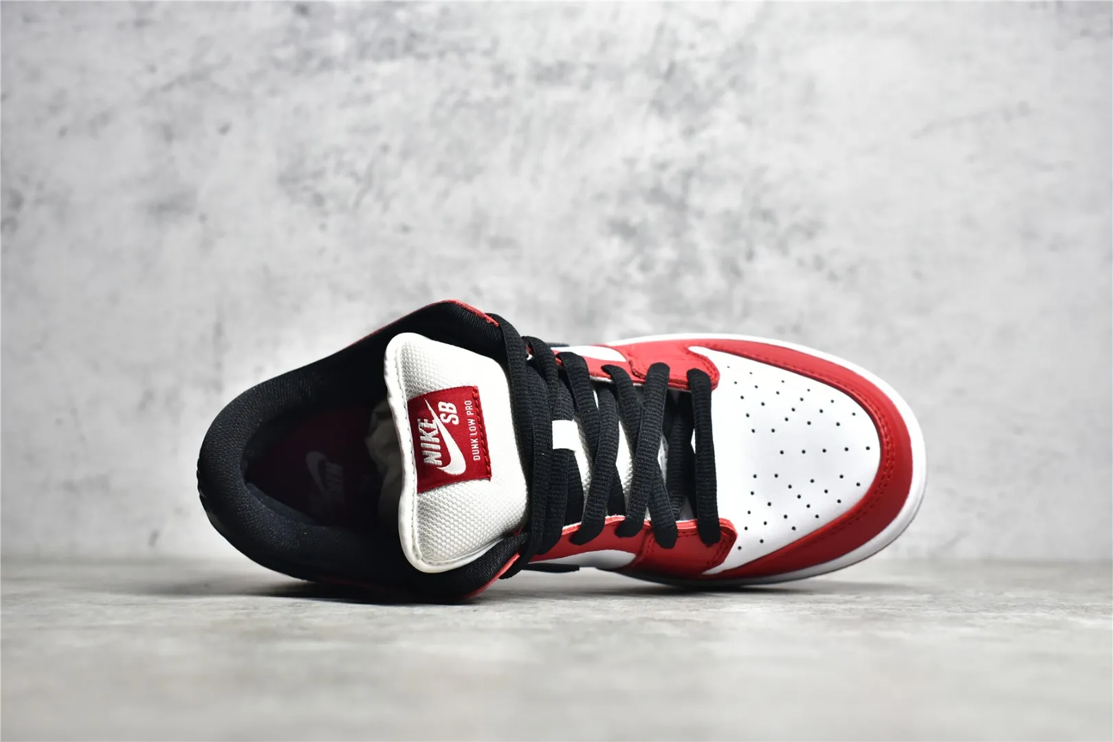 Nike SB Dunk Low Chicago Black White Red –  Replica Nikes & Rep Shoes Collection Sporty 1603