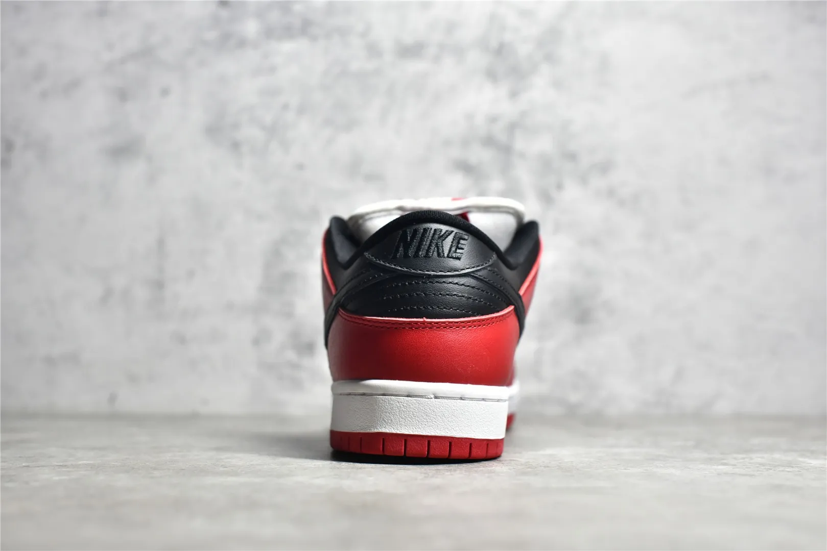 Nike SB Dunk Low Chicago Black White Red –  Replica Nikes & Rep Shoes Collection Sporty 1603