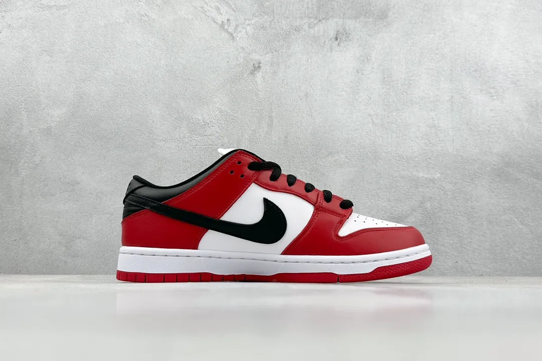 Nike SB Dunk Low Chicago Black White Red –  Replica Nikes & Rep Shoes Modern 1579