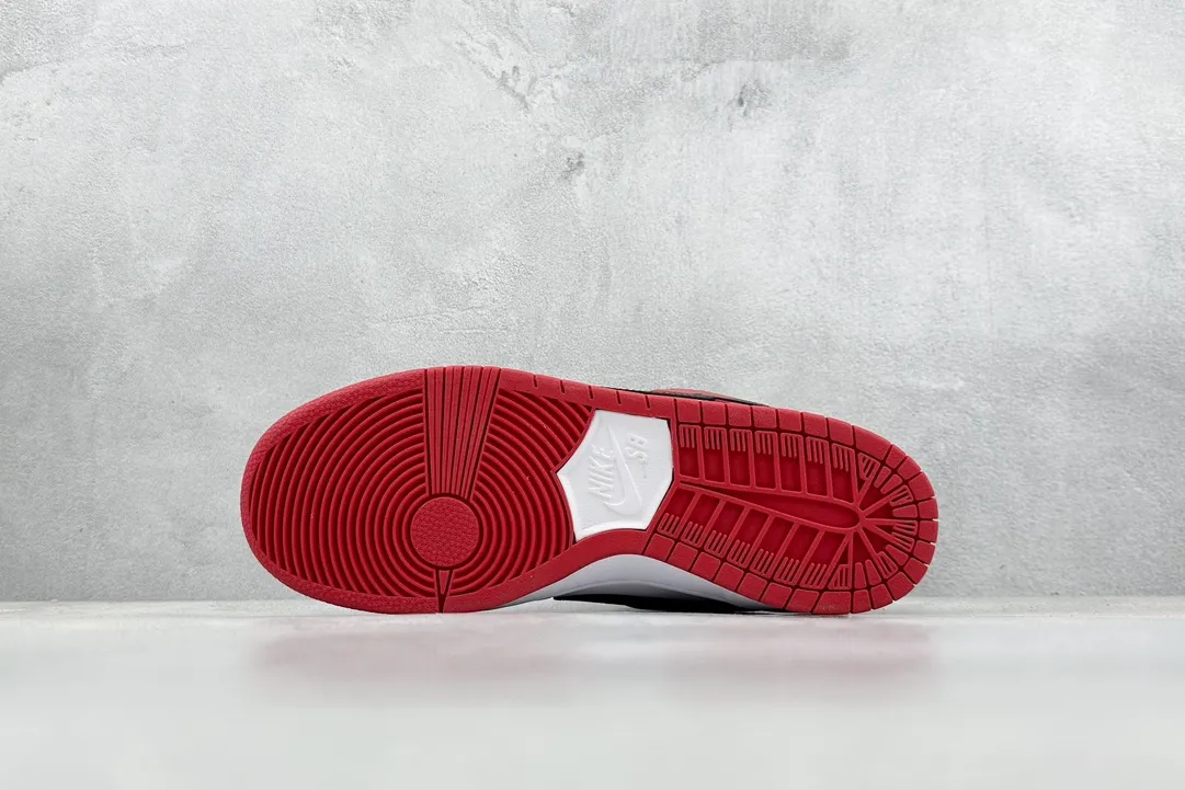 Nike SB Dunk Low Chicago Black White Red –  Replica Nikes & Rep Shoes Modern 1579