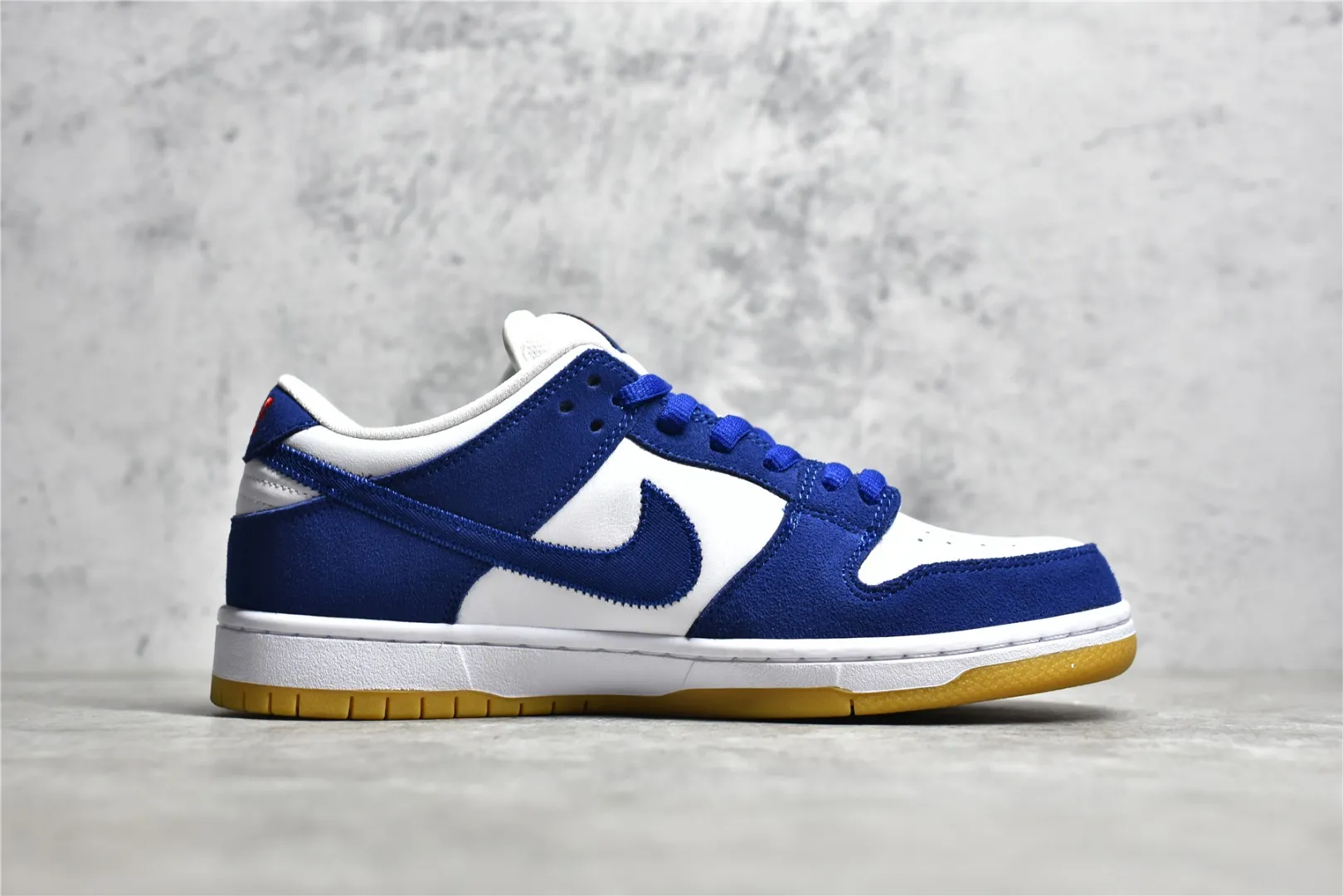 Reliable Nike SB Dunk Low Dodgers White Blue –  Replica Nikes & Rep Shoes Collection 1596