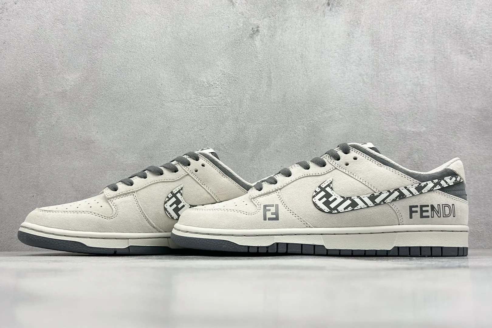 OdorResistant Nike SB Dunk Low Fendi Collab White Grey –  Rep Shoes & Replica Nikes 1642