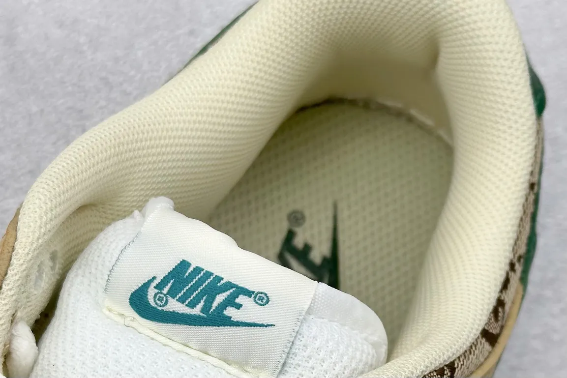 Sophisticated Nike SB Dunk Low Gucci Beige Green Low –  Replica Nikes & Rep Shoes 1540