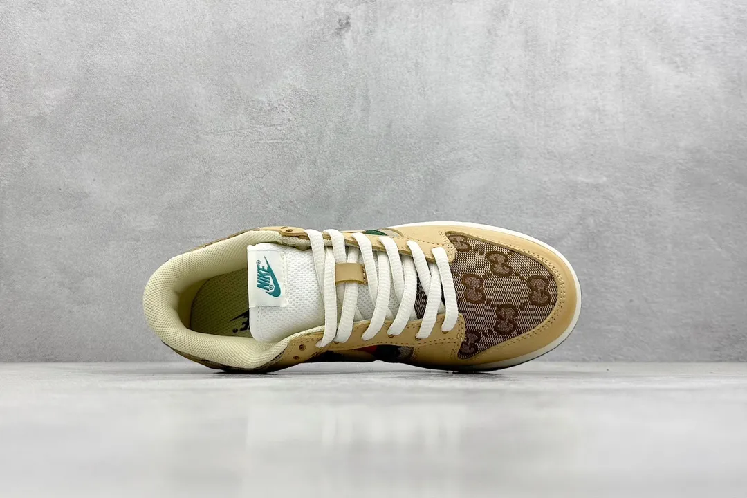 Nike SB Dunk Low Gucci Beige Low Top Replica Nike Shoes Stretchable 1544