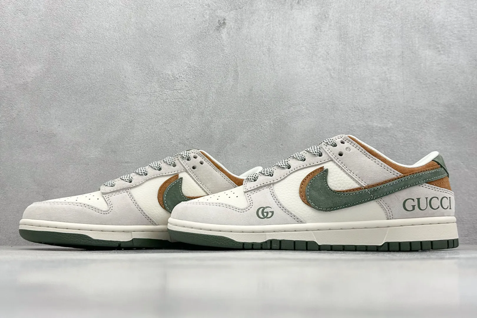 GoodFit Nike SB Dunk Low Gucci Brown Green Swoosh –  Rep Shoes & Replica Nikes 1641