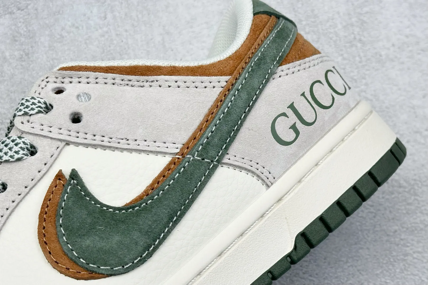 GoodFit Nike SB Dunk Low Gucci Brown Green Swoosh –  Rep Shoes & Replica Nikes 1641