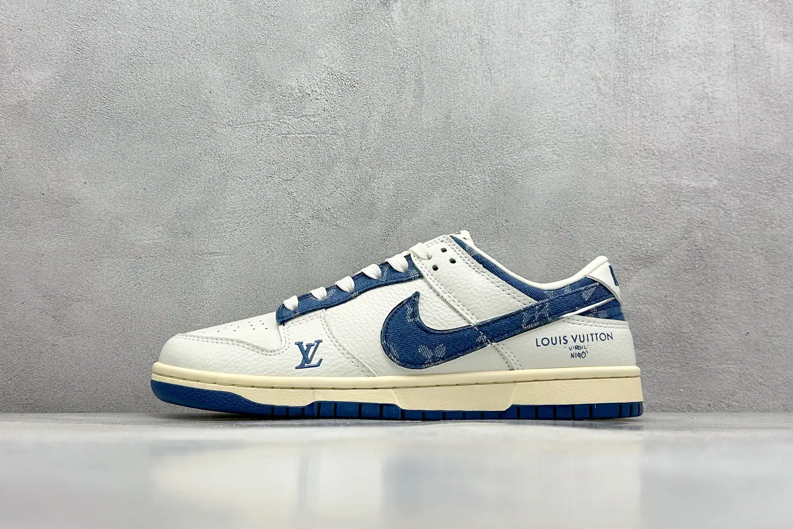 Flexible Nike SB Dunk Low LV Denim Blue Low Top Replica Nike Shoes 1629