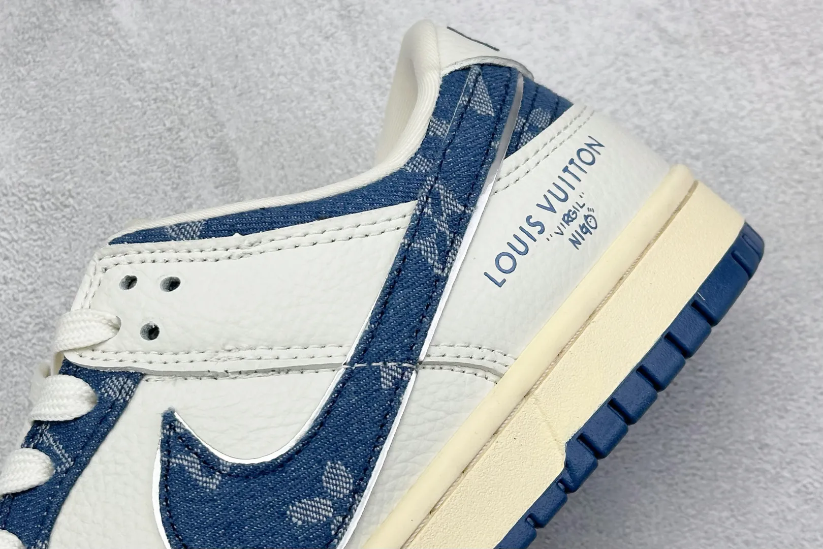 Flexible Nike SB Dunk Low LV Denim Blue Low Top Replica Nike Shoes 1629