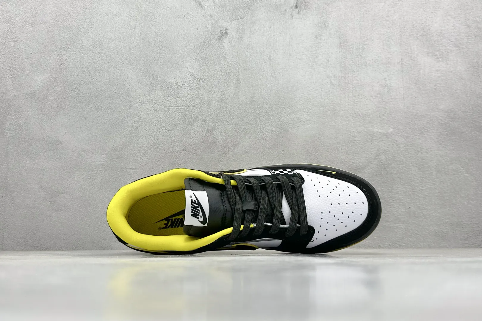 MultiPurpose Nike SB Dunk Low Lightning Black Yellow –  Replica Shoes 1634
