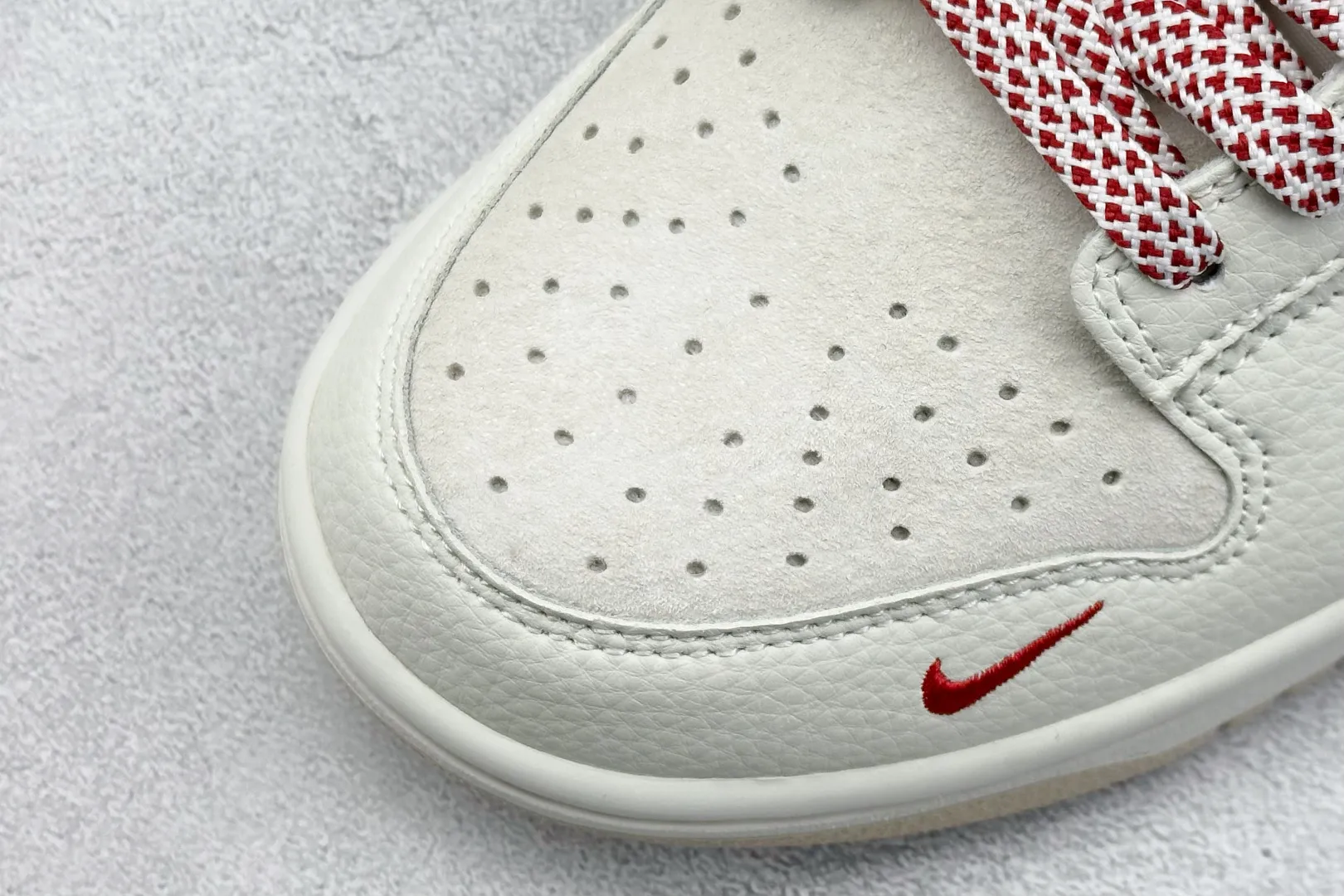 Nike SB Dunk Low New Year Red  Shoes – Replica Nikes & Fake Nike Shoes Contemporary 1566