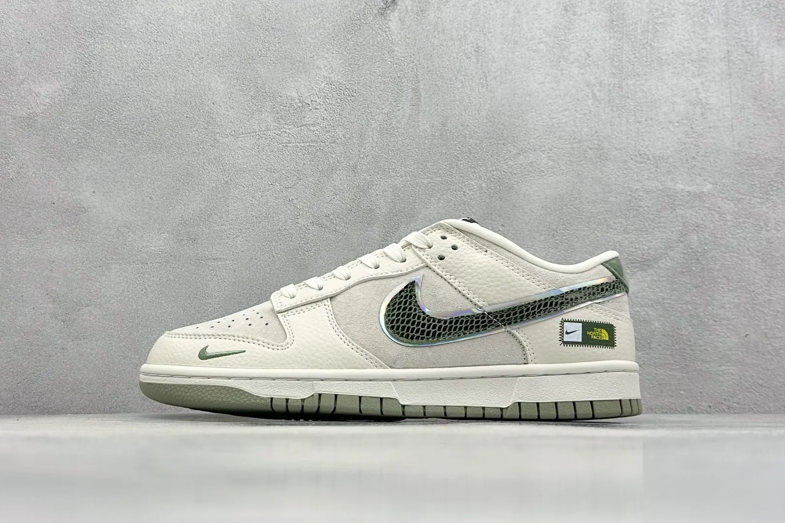 Nike SB Dunk Low North Face Snake Green Swoosh –  Replica Shoes BestValue 1622