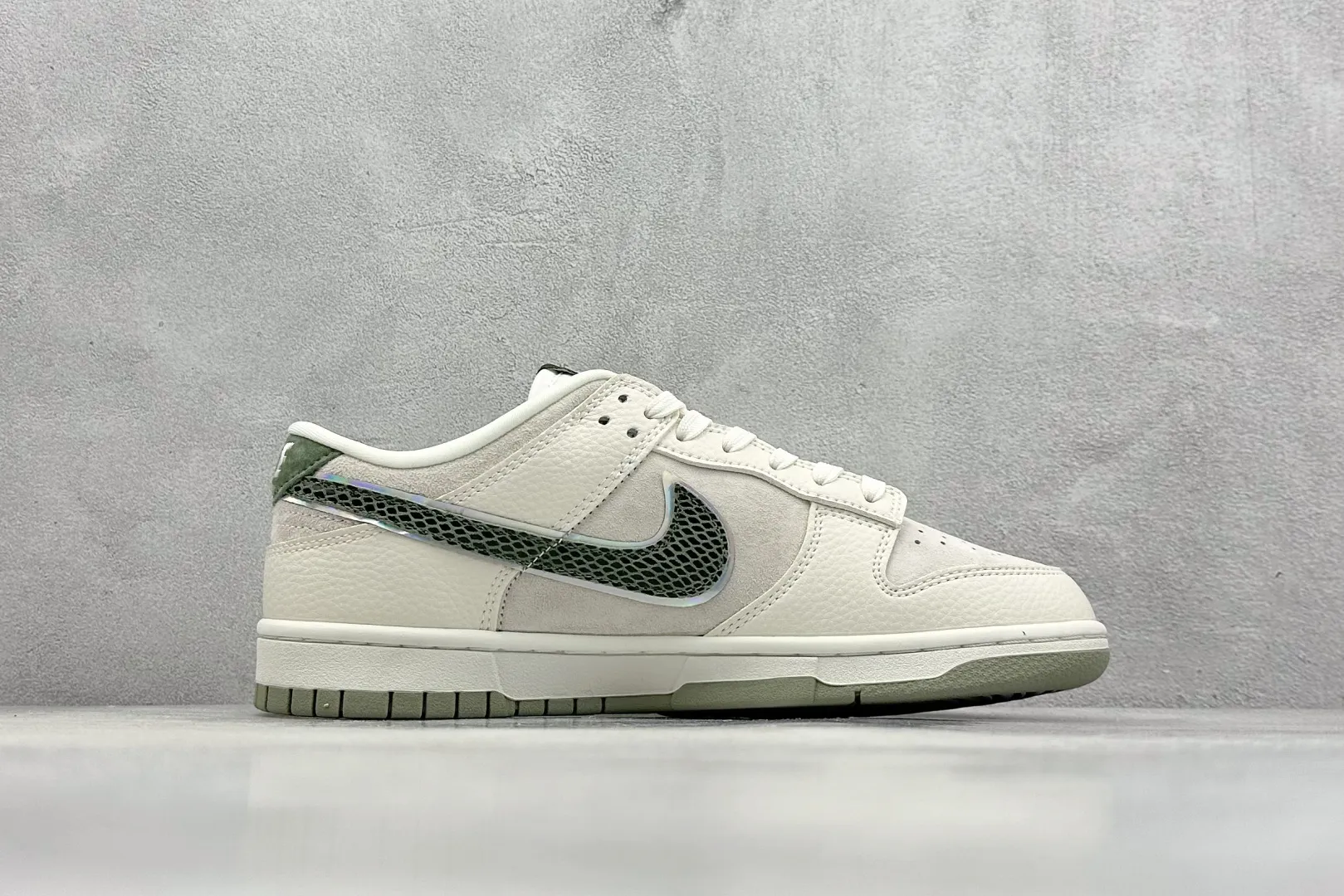Nike SB Dunk Low North Face Snake Green Swoosh –  Replica Shoes BestValue 1622