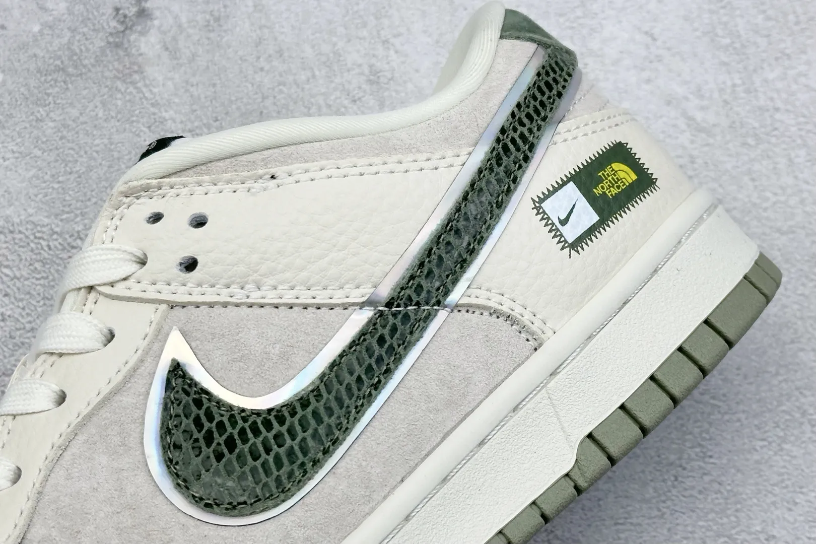 Nike SB Dunk Low North Face Snake Green Swoosh –  Replica Shoes BestValue 1622
