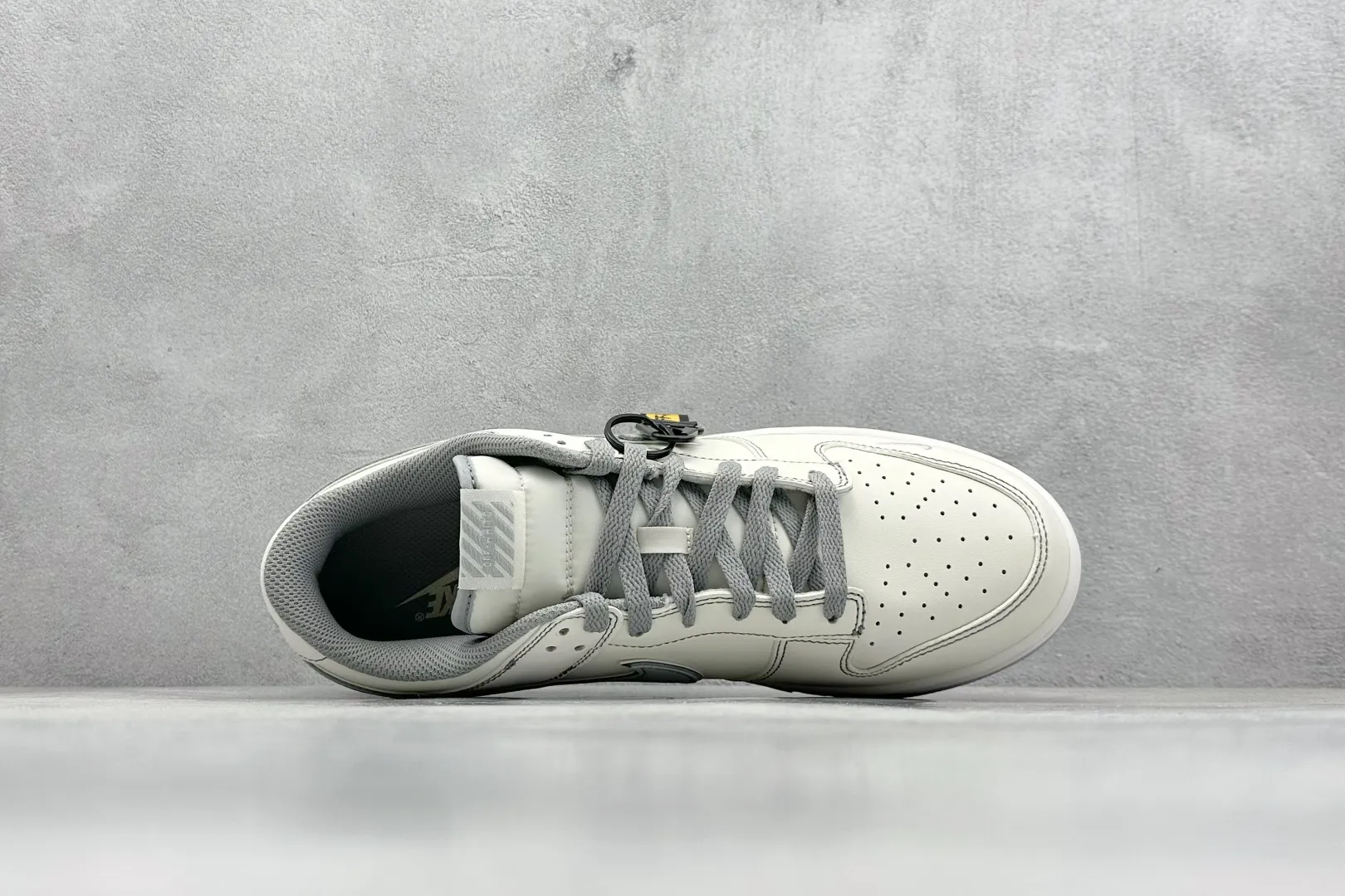 Nike SB Dunk Low Off-White Beige Grey Replica Shoes – Rep Shoes & Nike Replica Comfortable 1646