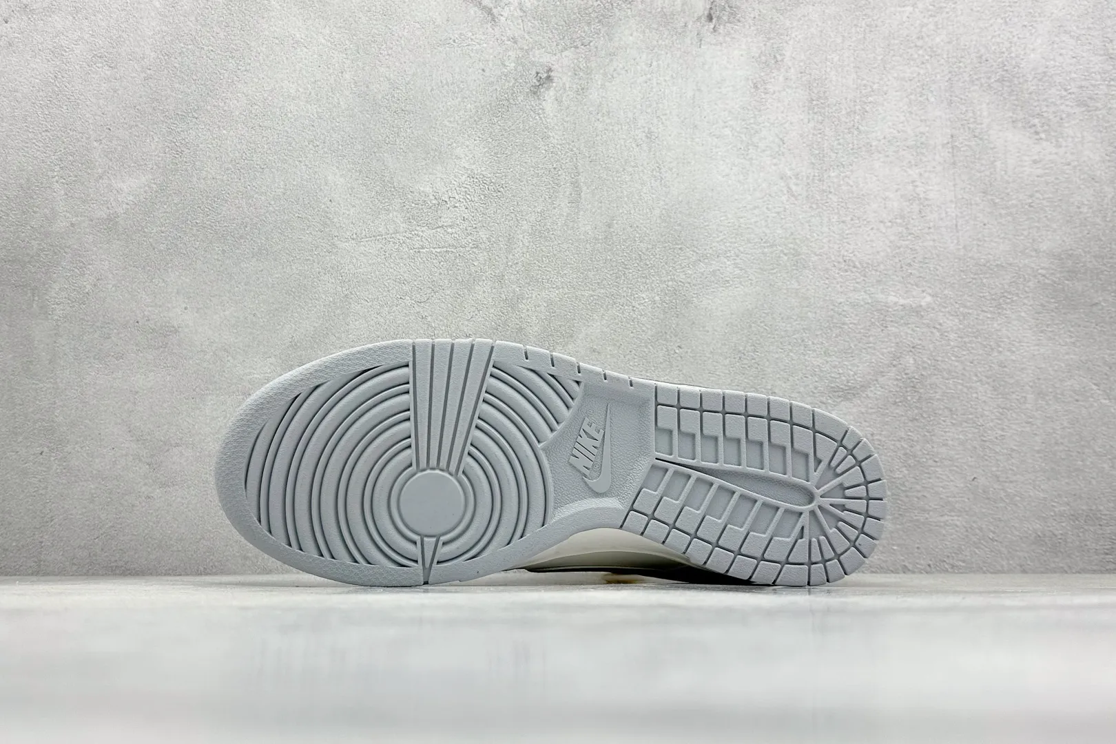 Nike SB Dunk Low Off-White Beige Grey Replica Shoes – Rep Shoes & Nike Replica Comfortable 1646