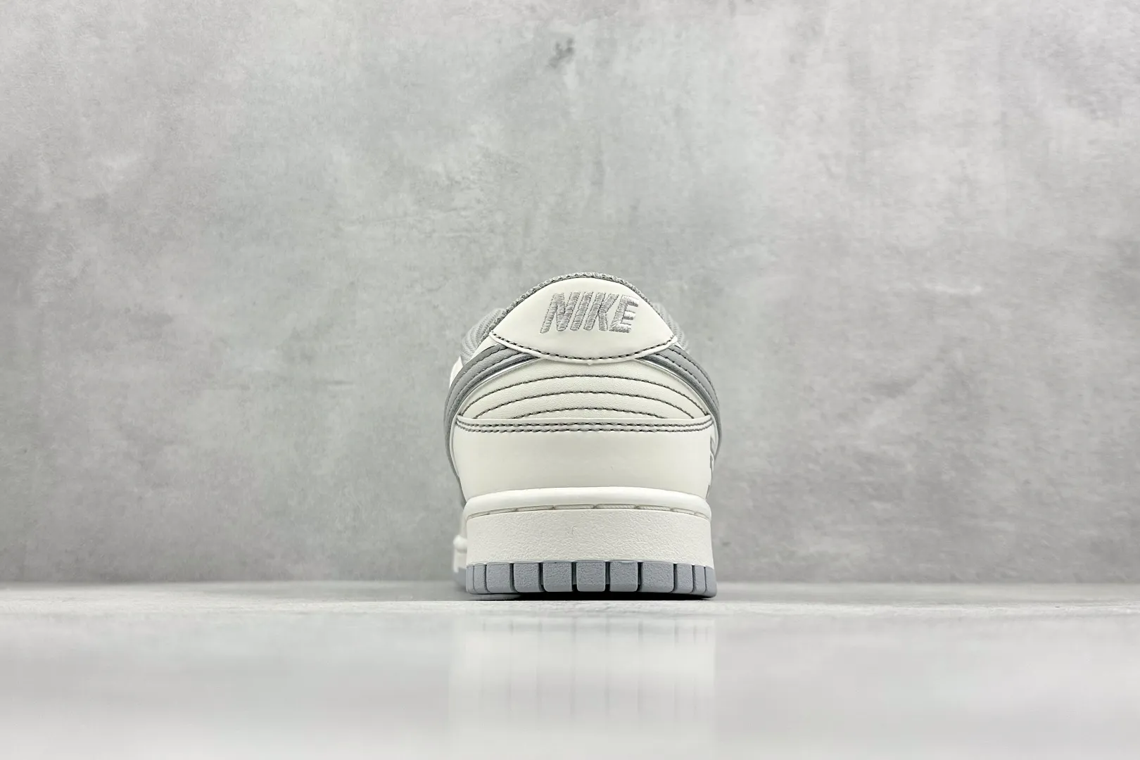 Nike SB Dunk Low Off-White Beige Grey Replica Shoes – Rep Shoes & Nike Replica Comfortable 1646