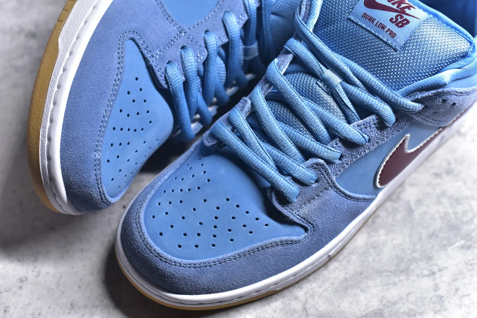 Nike SB Dunk Low Philadelphia Bubblegum –  Replica Nikes & Rep Shoes Collection Thermal 1599
