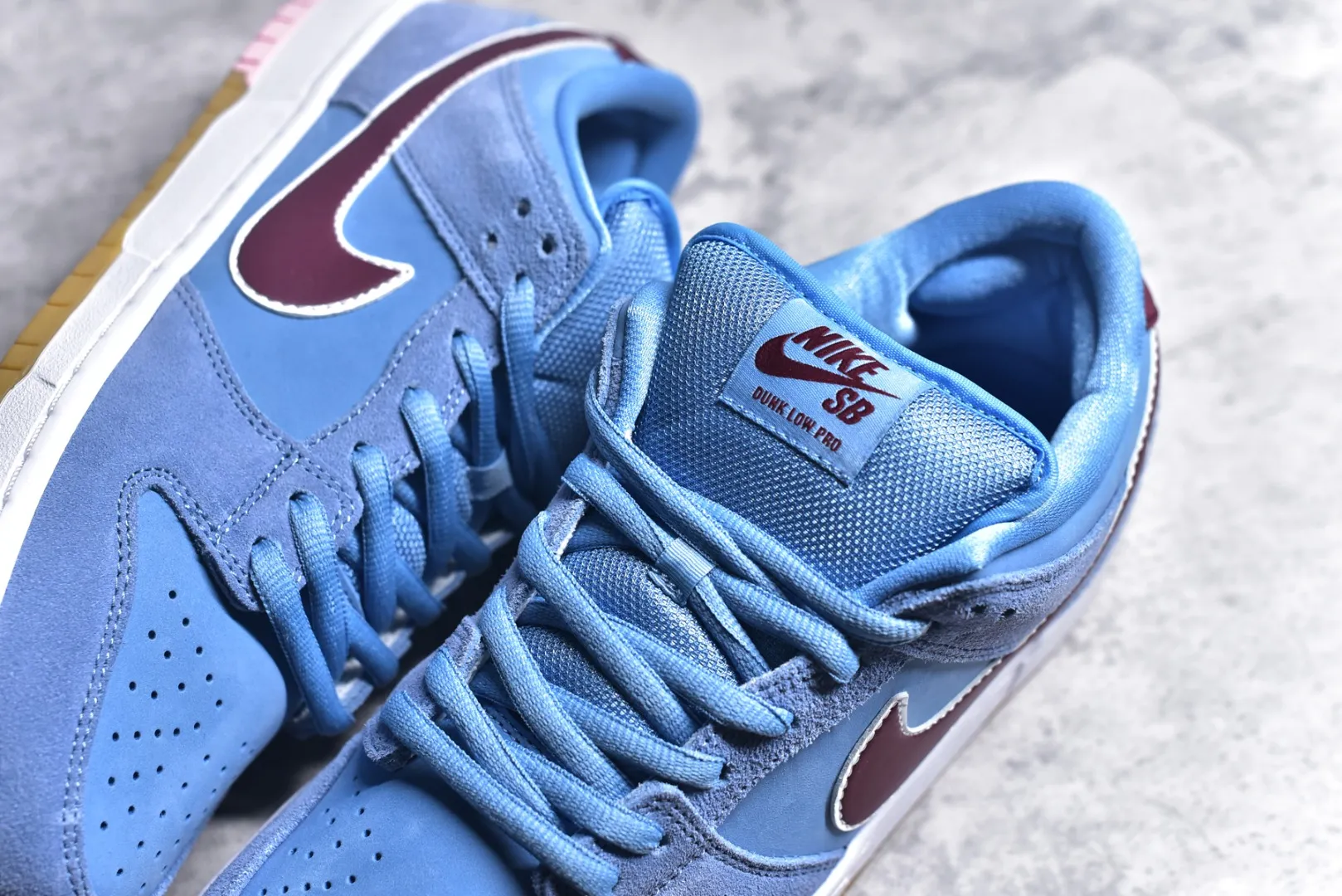 Nike SB Dunk Low Philadelphia Bubblegum –  Replica Nikes & Rep Shoes Collection Thermal 1599