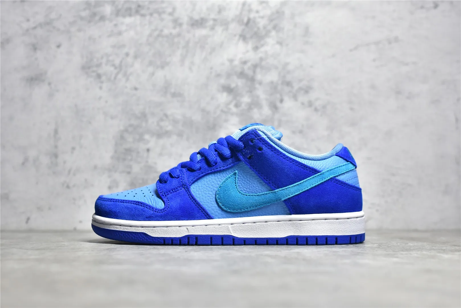 Nike SB Dunk Low Pro Blue Raspberry Blue – Replica Nikes & Fake Nike Shoes TravelReady 1621