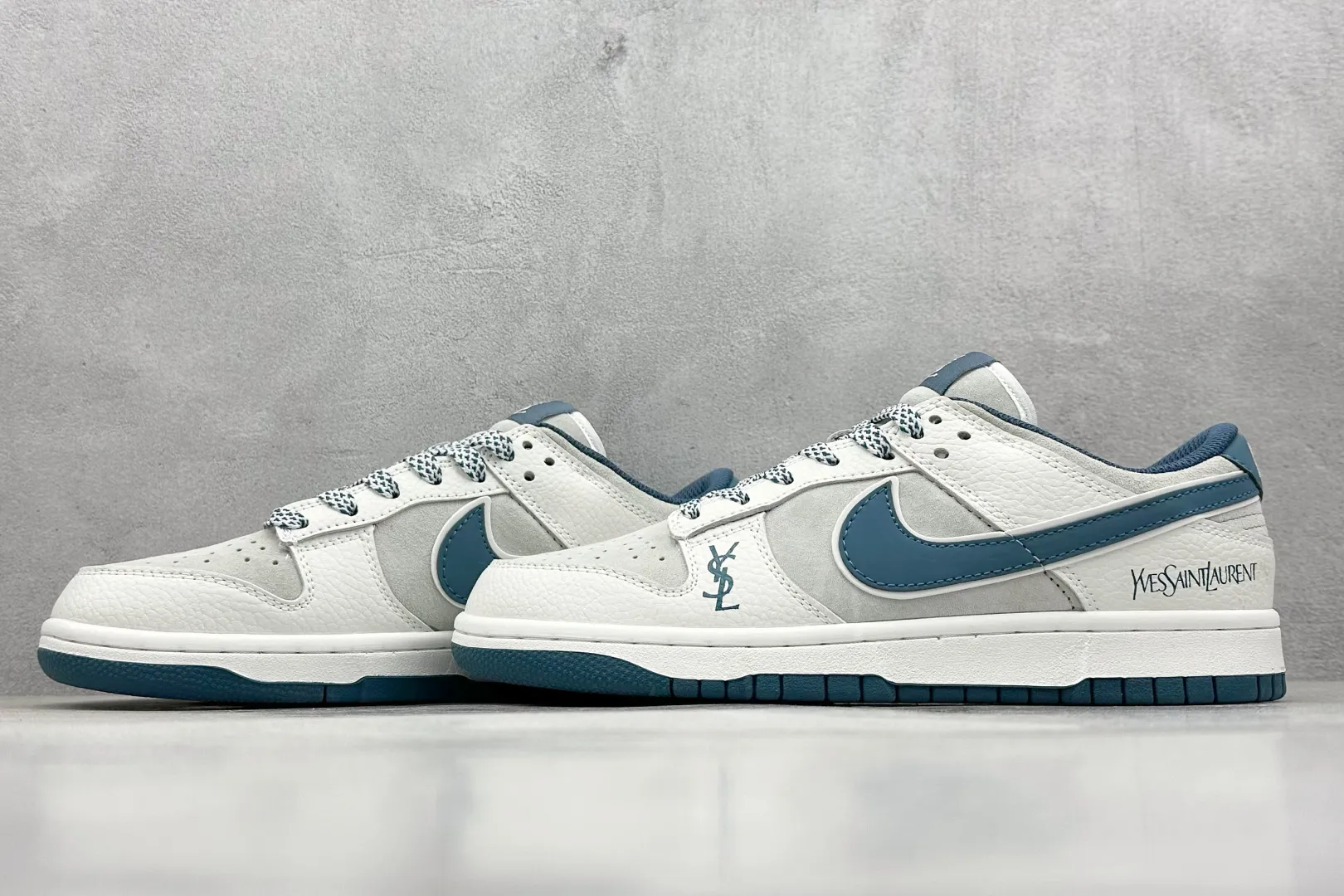 Nike SB Dunk Low Saint Laurent White Blue Replica Nikes Rep Shoes Stretchable 1563