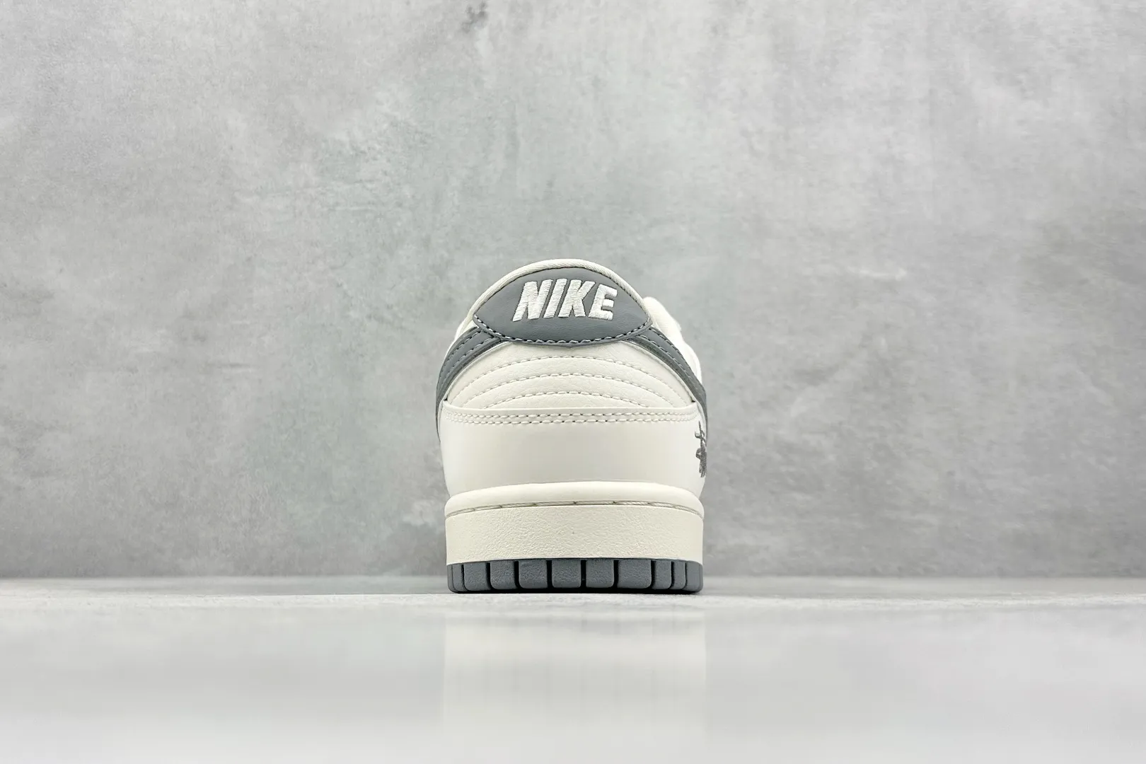 Nike SB Dunk Low Stussy Beige Grey Low –  Rep Shoes & Replica Nikes Stylish 1657