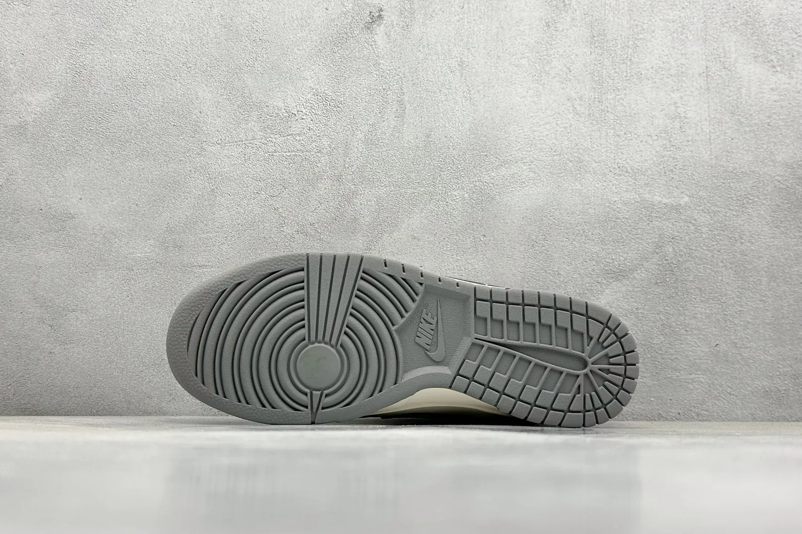 Supportive Nike SB Dunk Low Stussy Grey White Low –  Replica Nikes & Rep Shoes Collection 1611