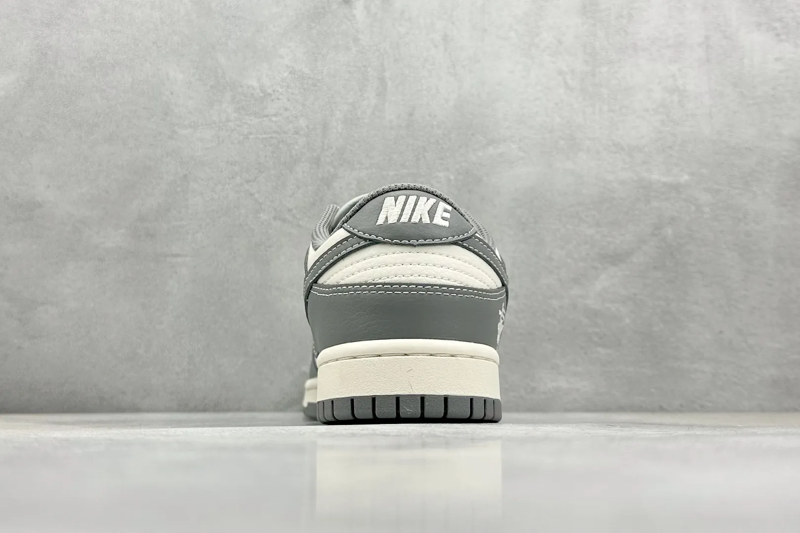 Supportive Nike SB Dunk Low Stussy Grey White Low –  Replica Nikes & Rep Shoes Collection 1611