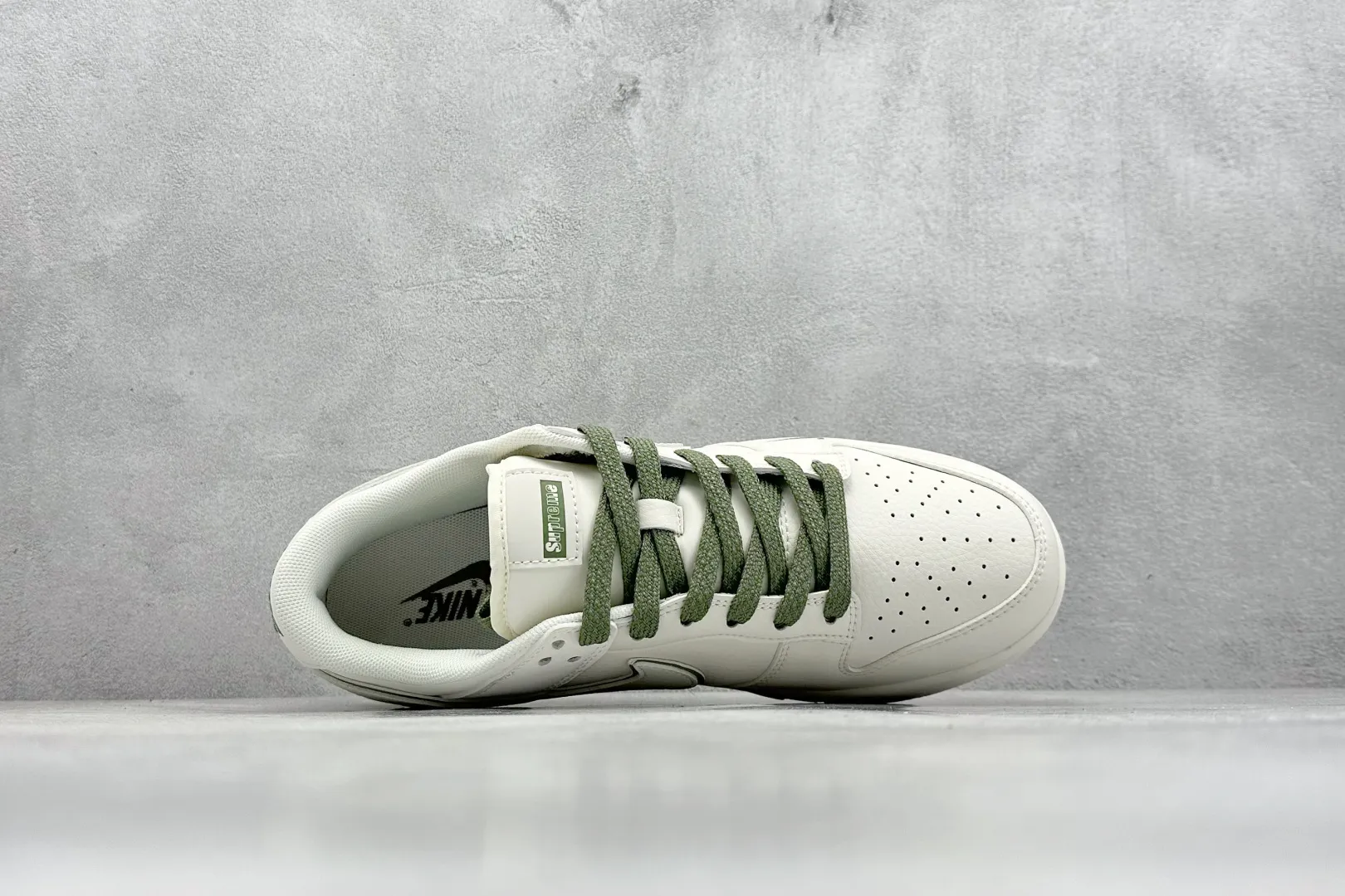 FlexibleFit Nike SB Dunk Low Supreme Beige Green –  Replica Nikes & Rep Shoes Collection 1589