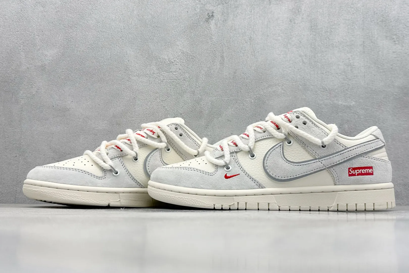 Nike SB Dunk Low Supreme Light Grey  Rep Shoes Replica Nikes AllSeason 1653
