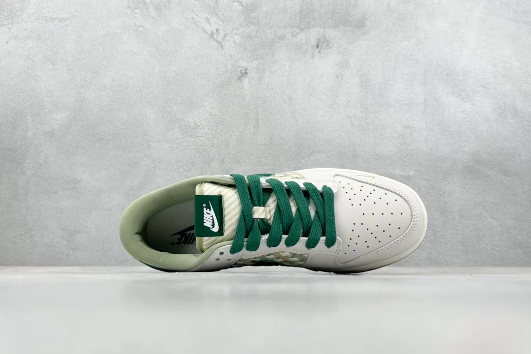 WeatherProof Nike SB Dunk Low Undefeated White Green Low –  Rep Shoes & Replica Nikes 1664
