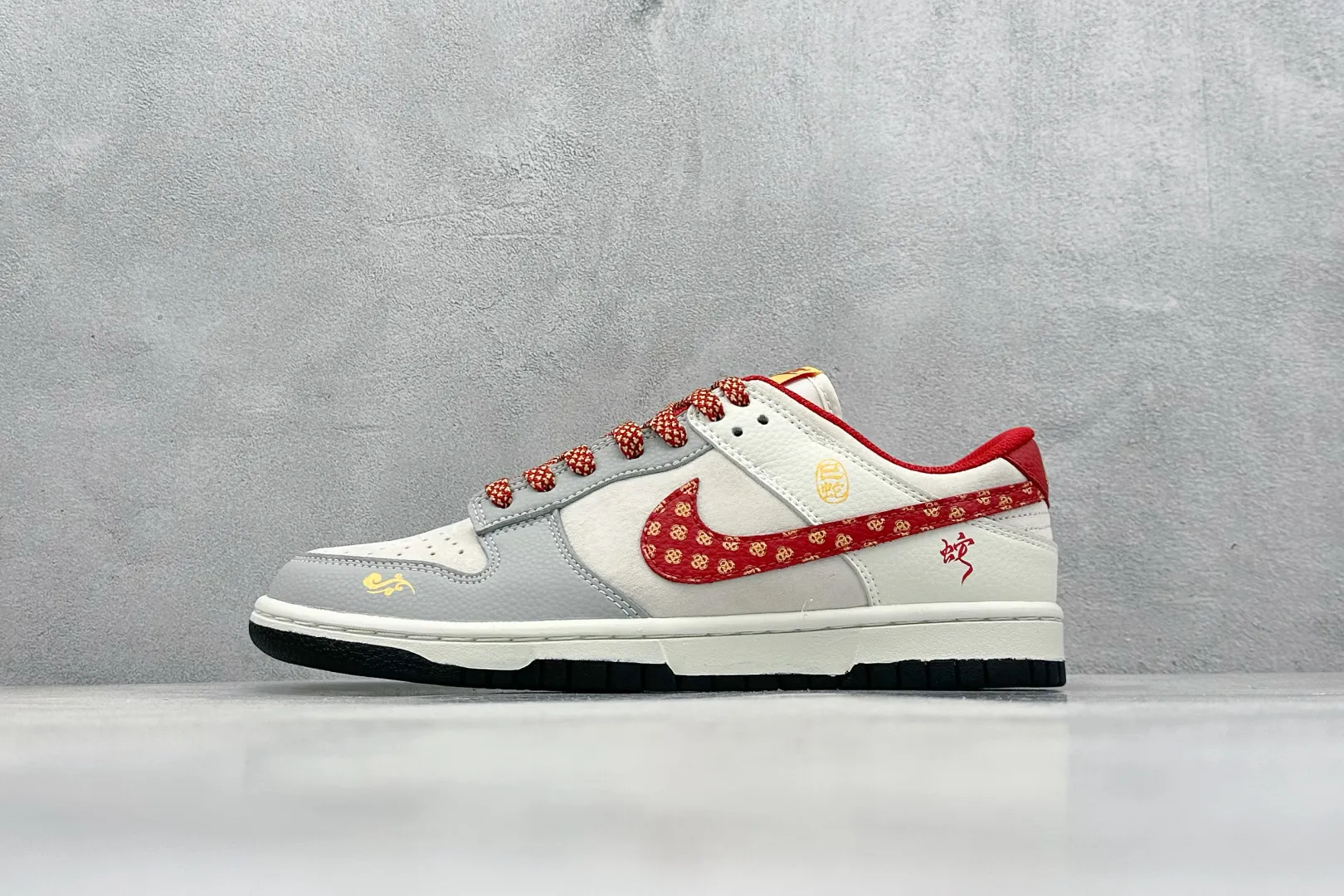 StreetReady Nike SB Dunk Low Year of the Dragon Light Grey Red – Replica Nikes & Fake Nike Shoes 1570