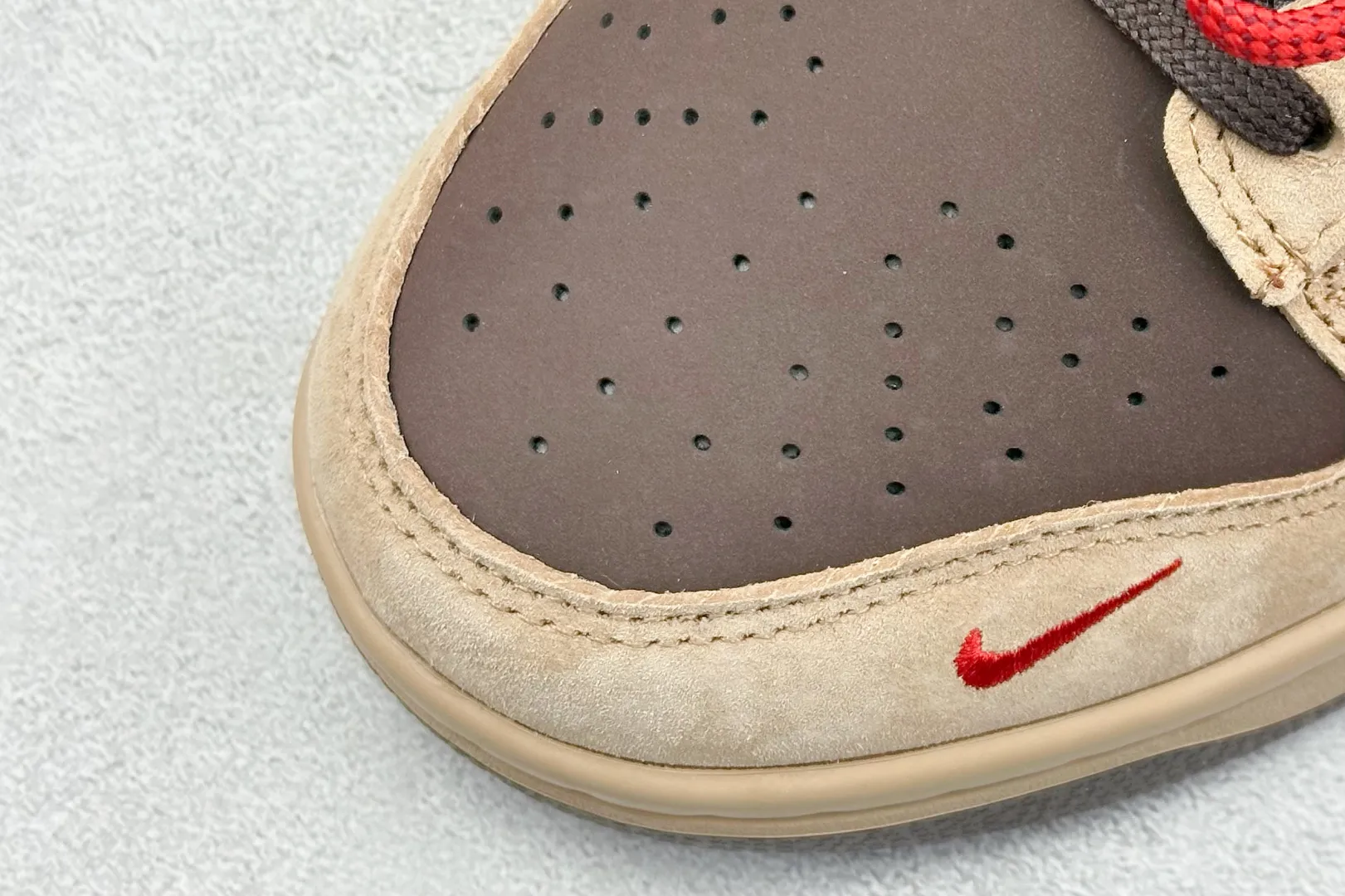 Nike SB Dunk Low Year of the Snake Brown Red – Replica Nikes & Rep Shoes Collection Original 1585