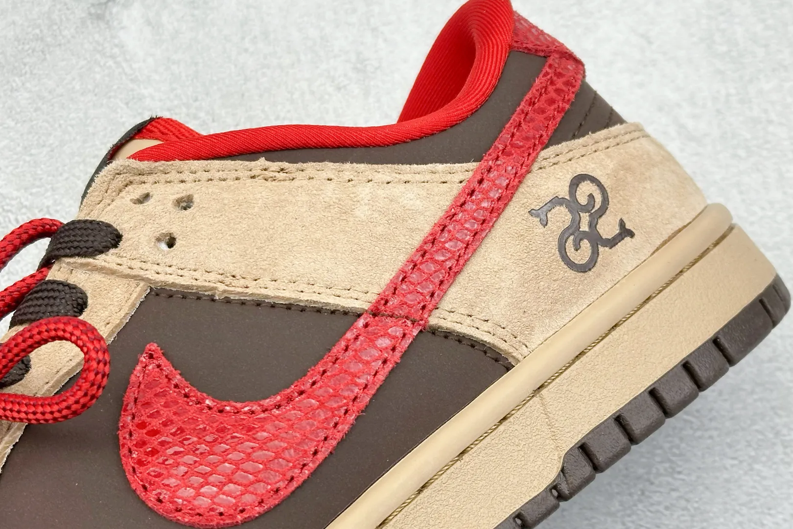 Nike SB Dunk Low Year of the Snake Brown Red – Replica Nikes & Rep Shoes Collection Original 1585