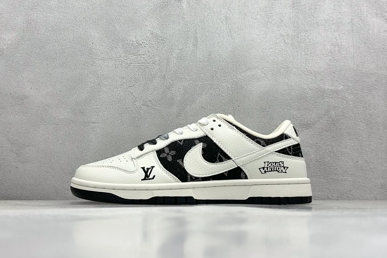Nike SB Dunk Low x Louis Vuitton White Black Denim Rep Shoes Replica Nikes Bright 1573