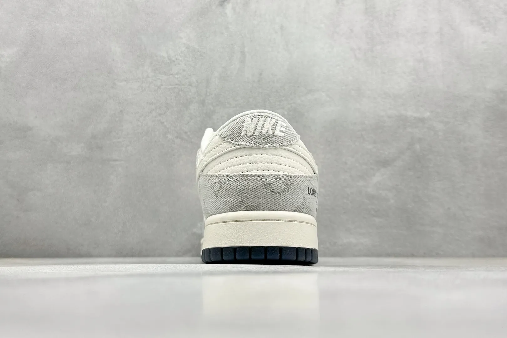 Efficient Nike SB Dunk Low x Louis Vuitton White Grey Replica Nike Shoes 1557