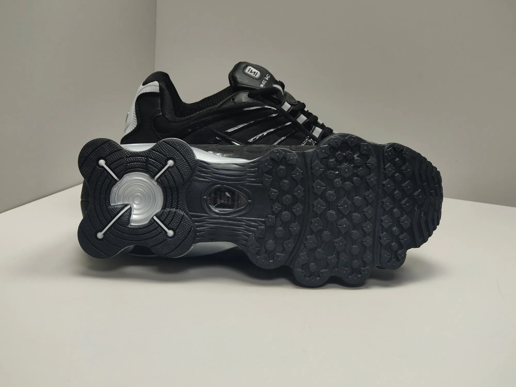 Nike Shox TL Black Silver Running Shoes –  Replica Nike Edition Classic 1666