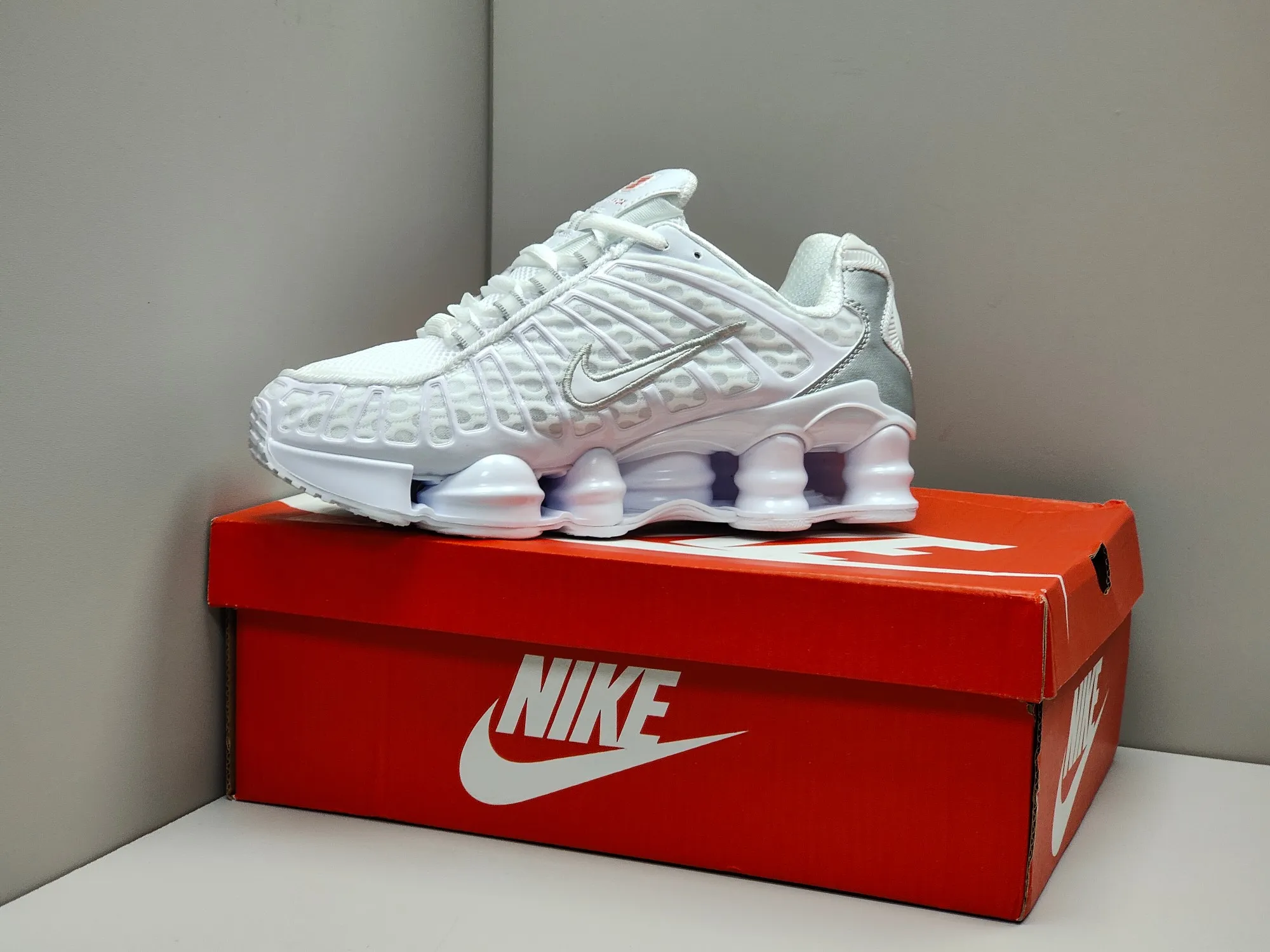 Soft Nike Shox TL Metallic Silver Low Top Rep Shoes –  Replica Nikes 1673