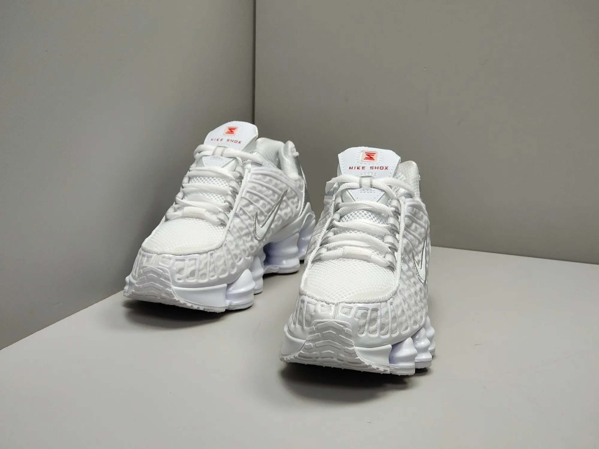 Soft Nike Shox TL Metallic Silver Low Top Rep Shoes –  Replica Nikes 1673