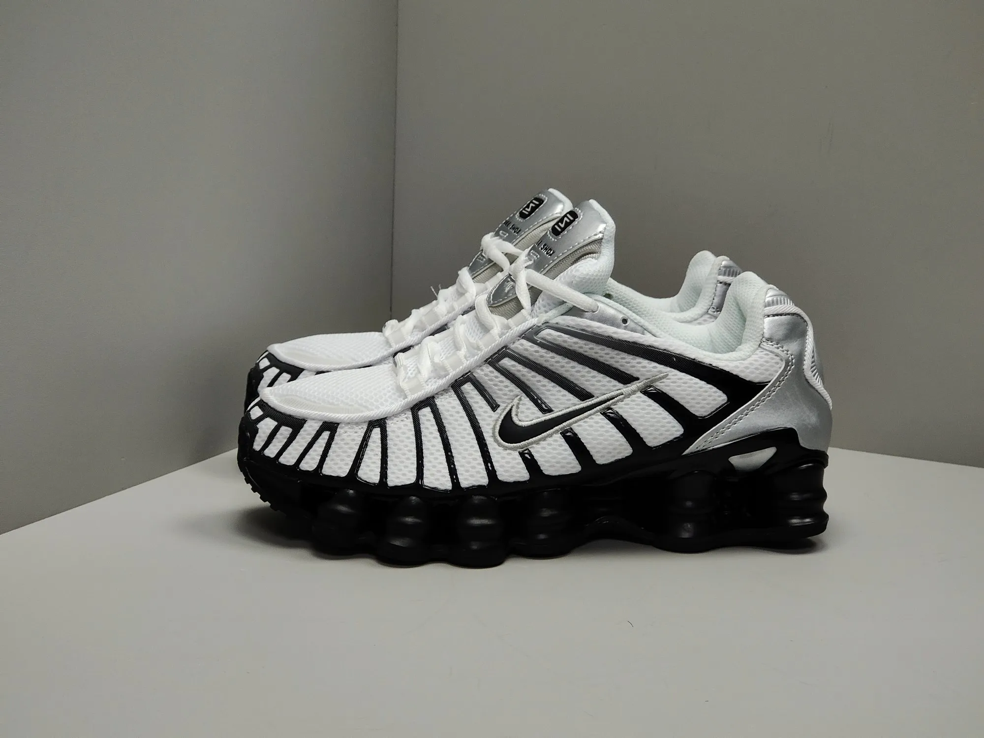 Nike Shox TL White Black Silver Rep Shoes Replica Sneakers Packable 1672