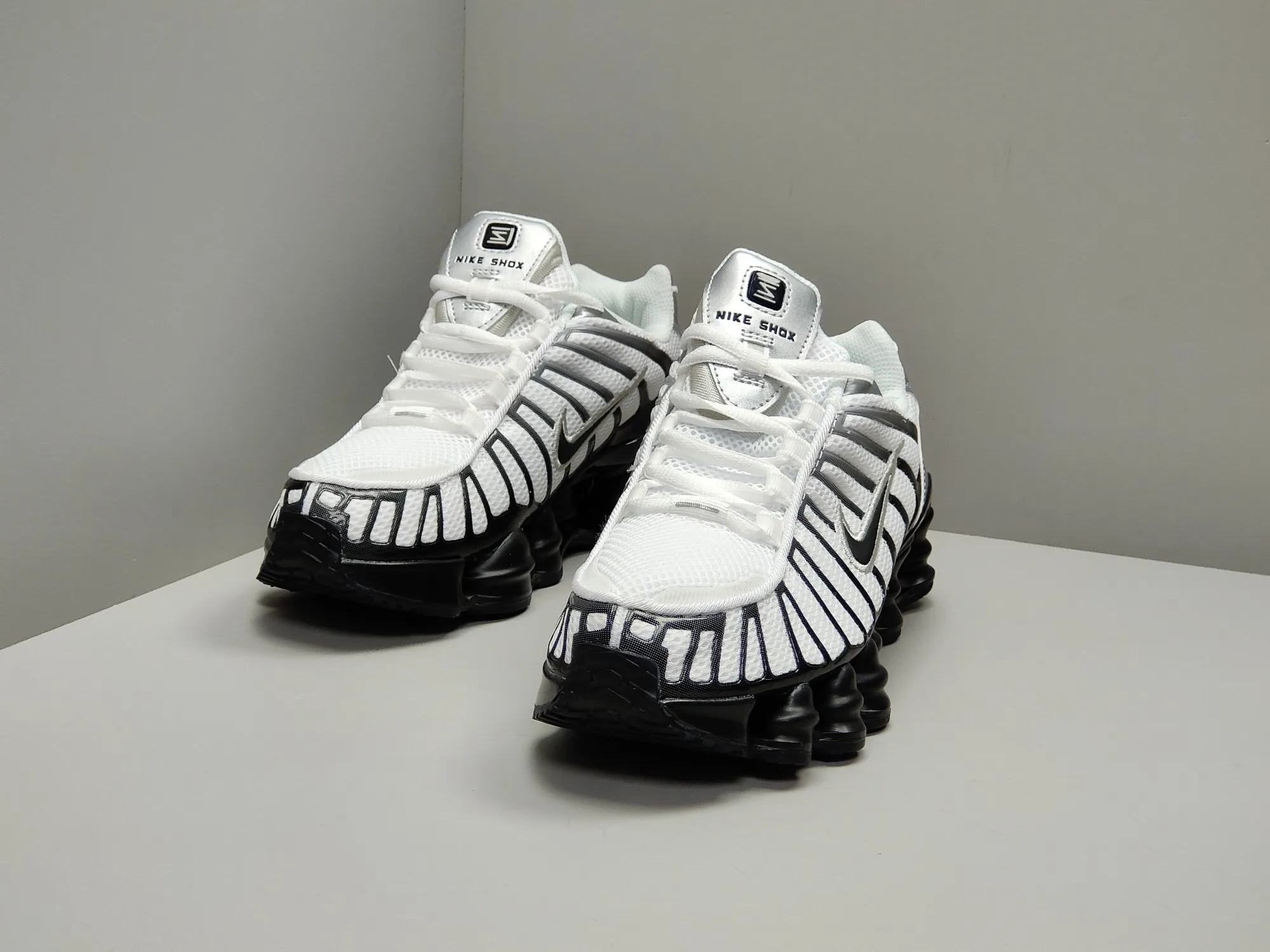 Nike Shox TL White Black Silver Rep Shoes Replica Sneakers Packable 1672