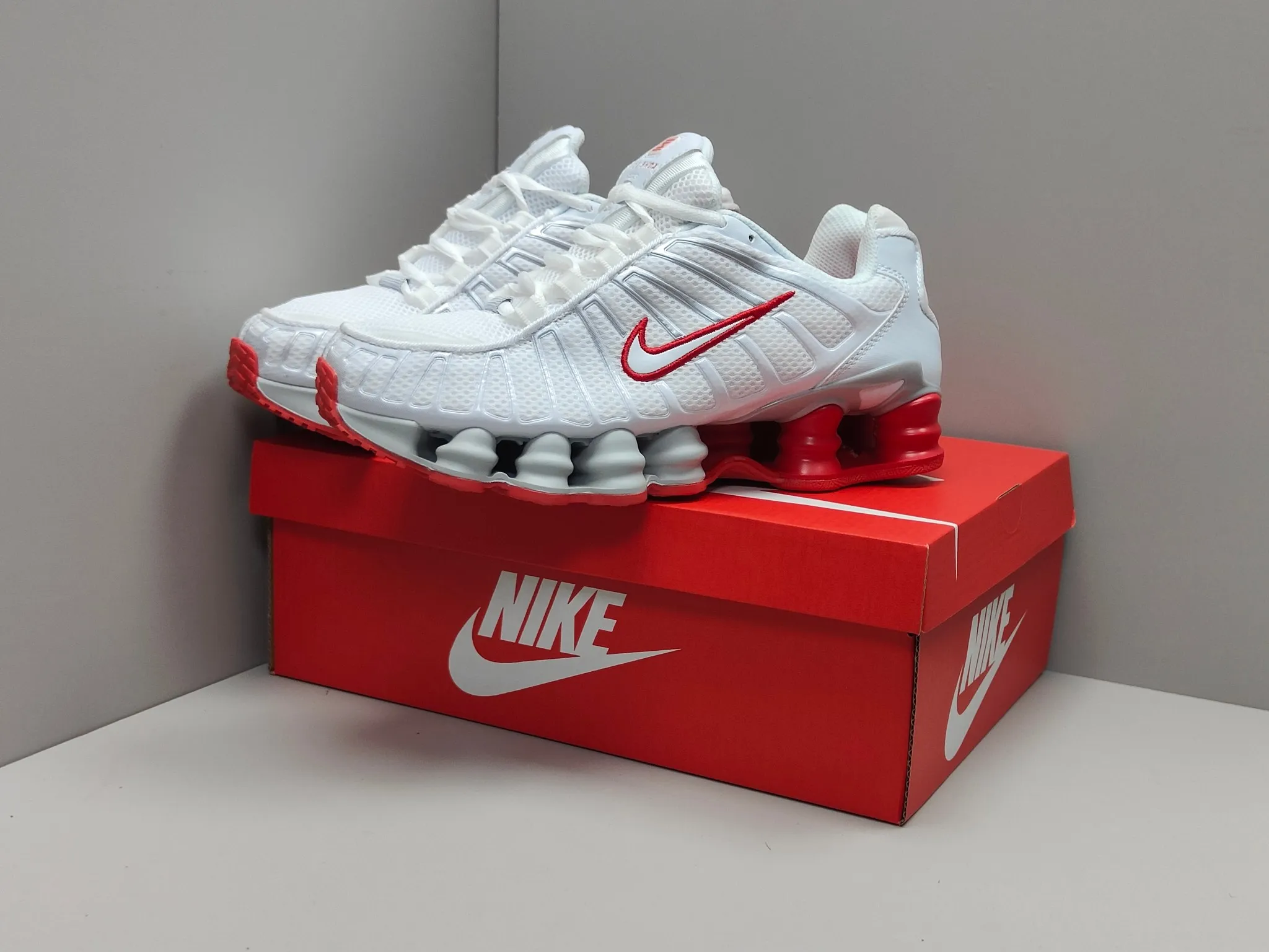 Timeless Nike Shox TL White Red Low Running Shoes – Replica Nike Edition 1669
