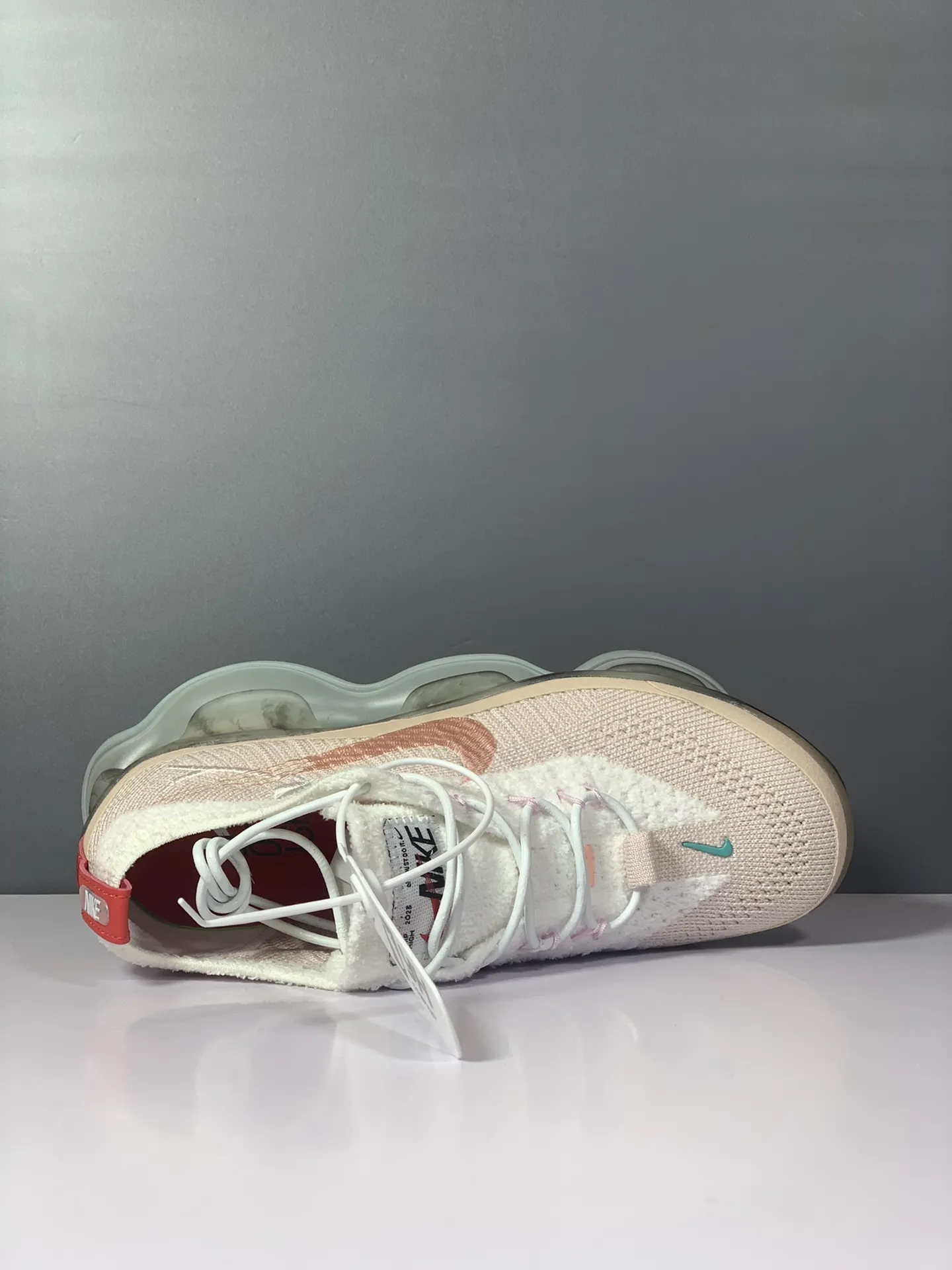 SoftTouch Nike VaporMax Beige Pink Running Shoes –  Rep Shoes & Replica Sneakers 1368