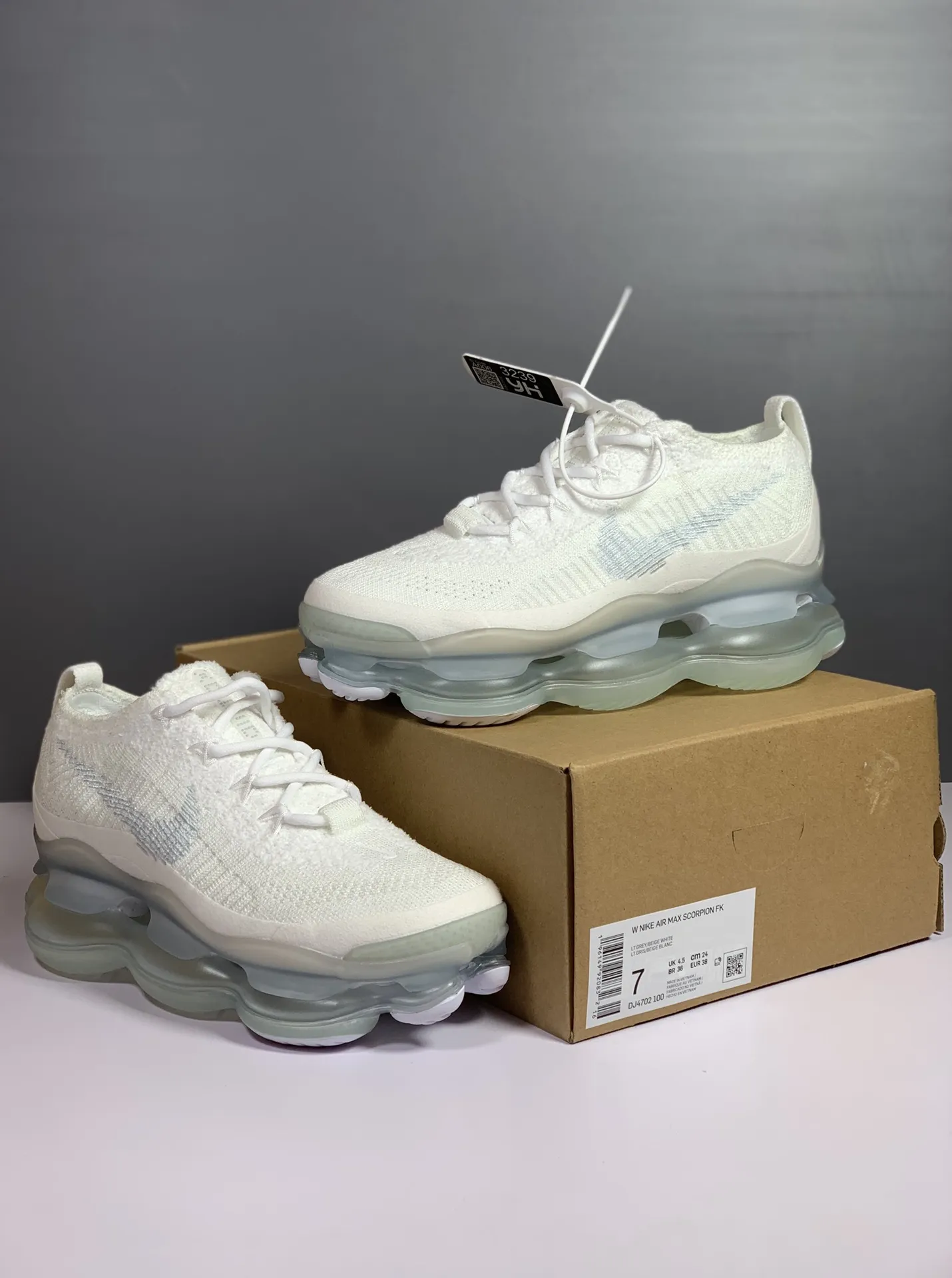 Nike VaporMax  White Running Shoes – Premium Rep Shoes & Replica Sneakers Lightweight 1374