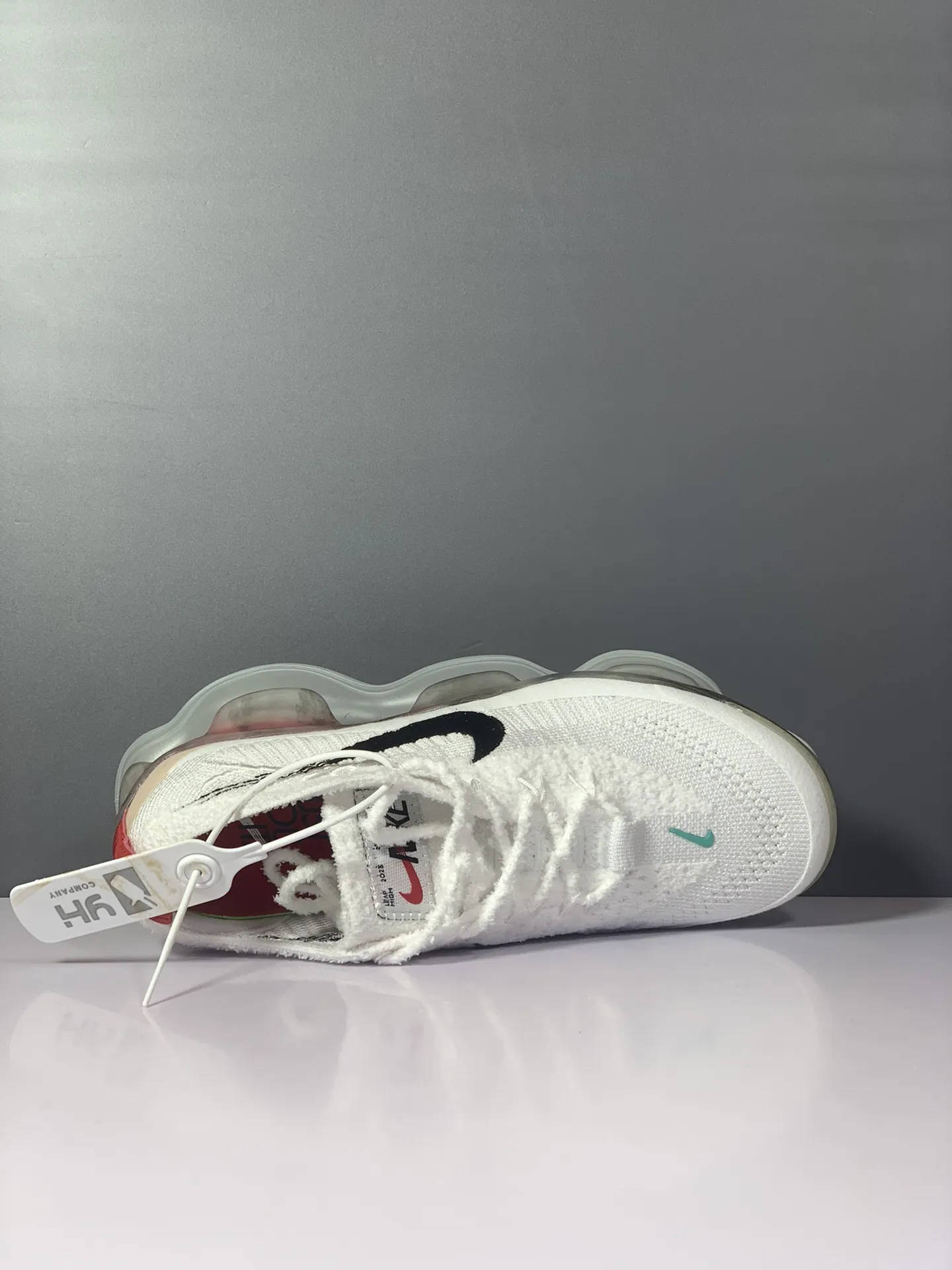 Nike VaporMax White Black Red Running Shoes – Rep Shoes & Replica Nikes Lightweight 1367
