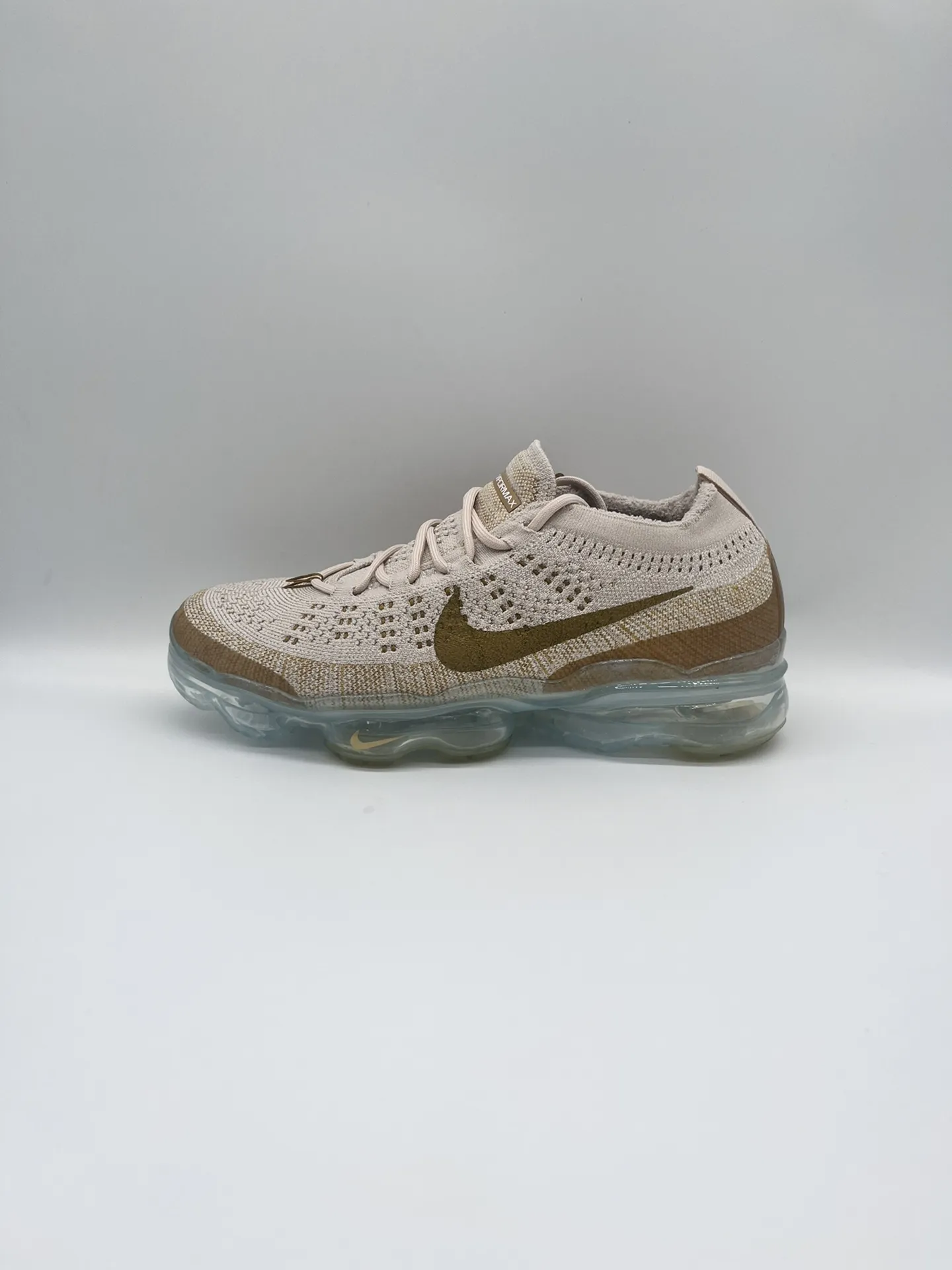 Nike Vapormax 2023 Flyknit Beige Running Shoes –  Rep Shoes & Replica Sneakers UrbanStyle 1357