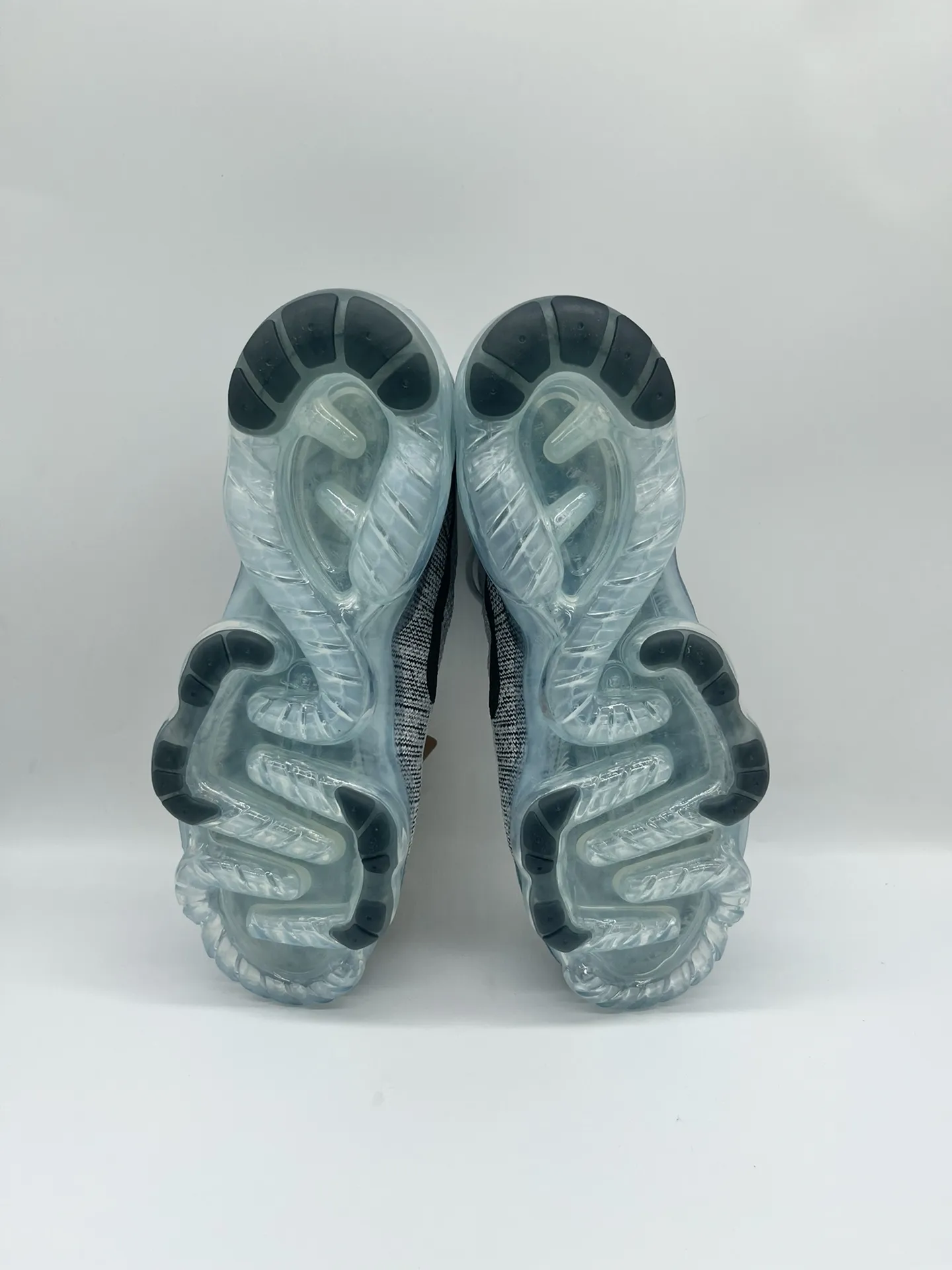 SoftTouch Nike Vapormax 2023 Flyknit Grey Running Shoes – High-Quality Rep Shoes & Replica Sneakers 1362