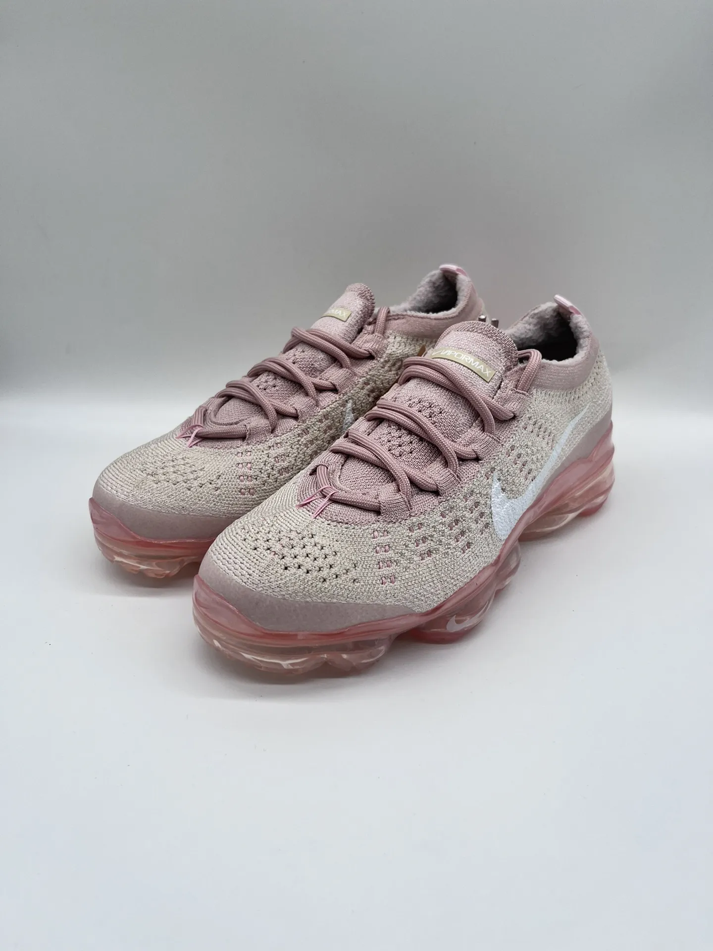 Nike Vapormax 2023 Flyknit Pink Running Shoes – High-Quality Rep Shoes & Nike Replica Edition FashionForward 1363