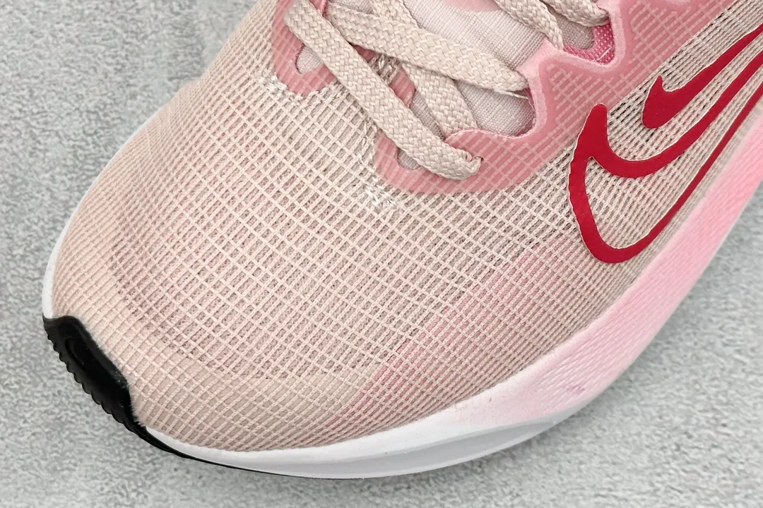 TravelReady Nike Zoom FLY 5 PRM Unisex Running Shoes – Pink Red, Low-Top  Flyknit Design, Size 36-40, Premium Replica Nike (DM8974- 1488